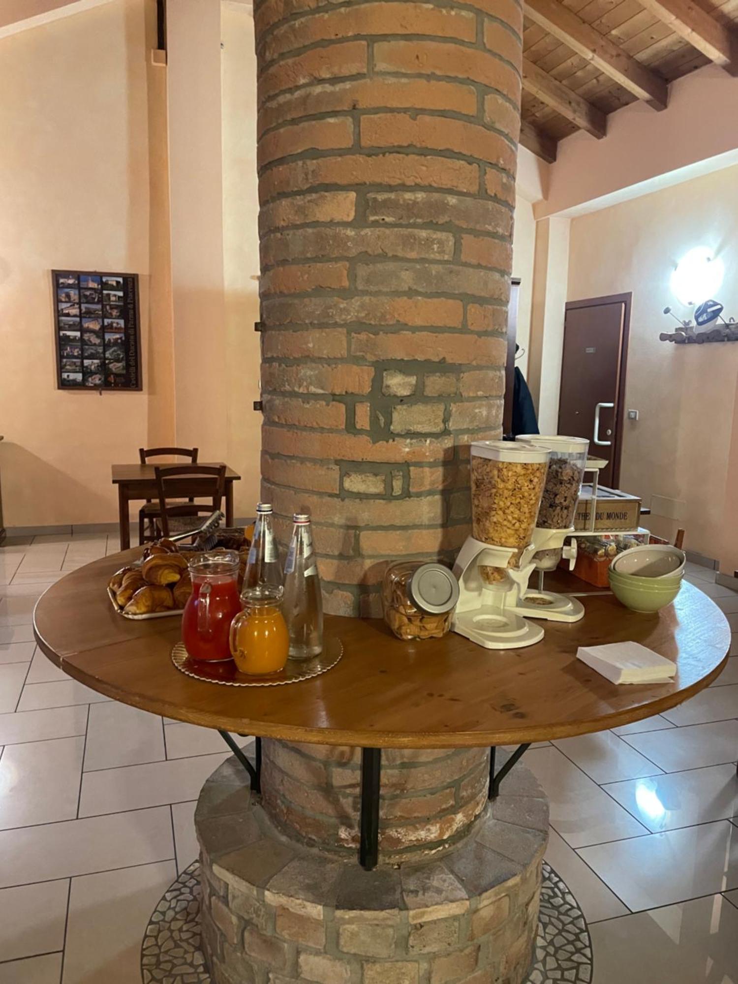 La Cascina Hotel